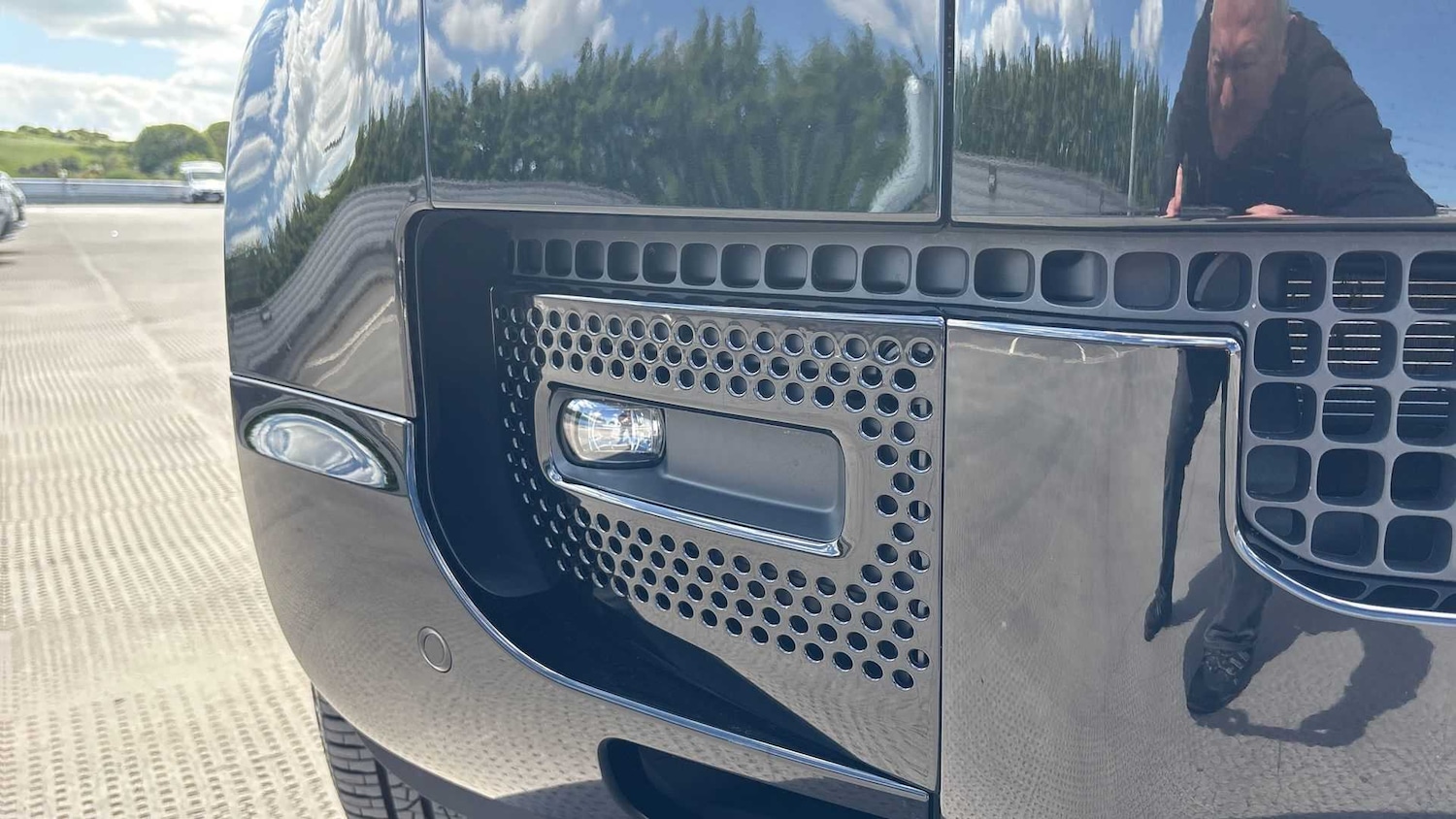 Used Land Rover Defender 2024 for sale - 76460614: Photo 8