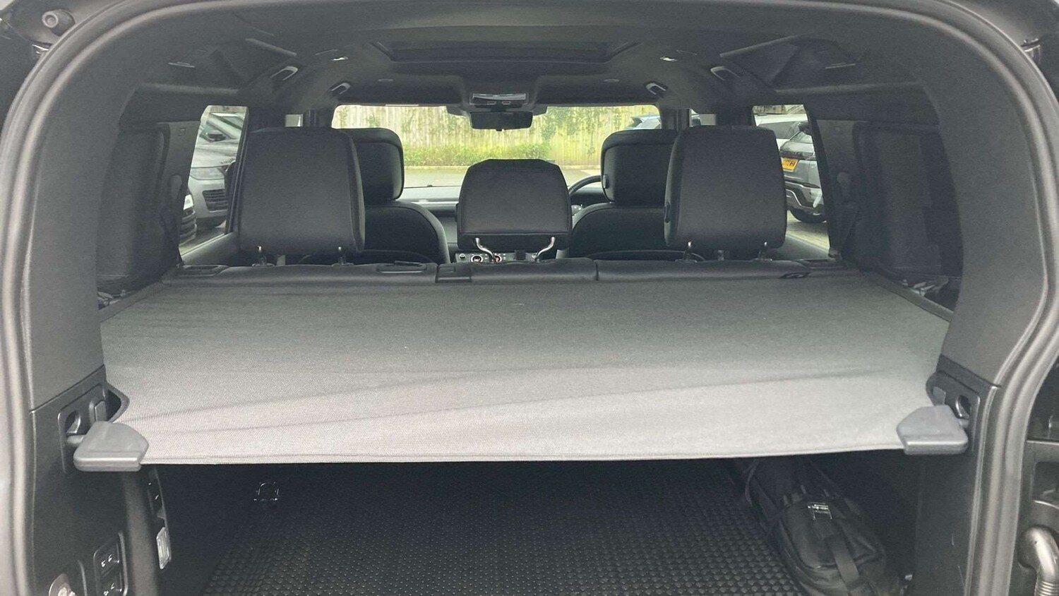 Used Land Rover Defender 2024 for sale - 77389873: Photo 10