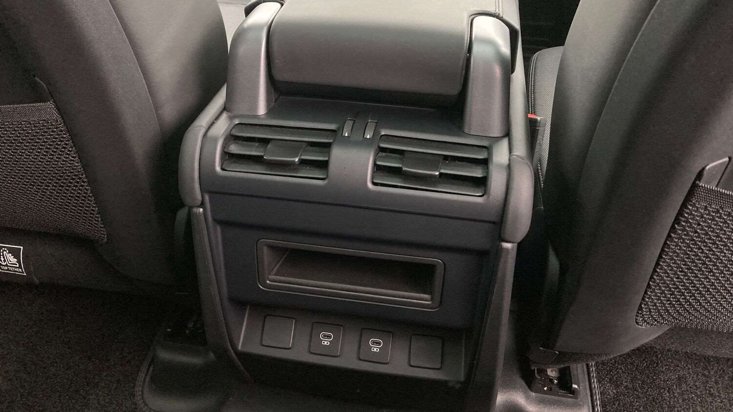 Used Land Rover Defender 2024 for sale - 77389873: Photo 18