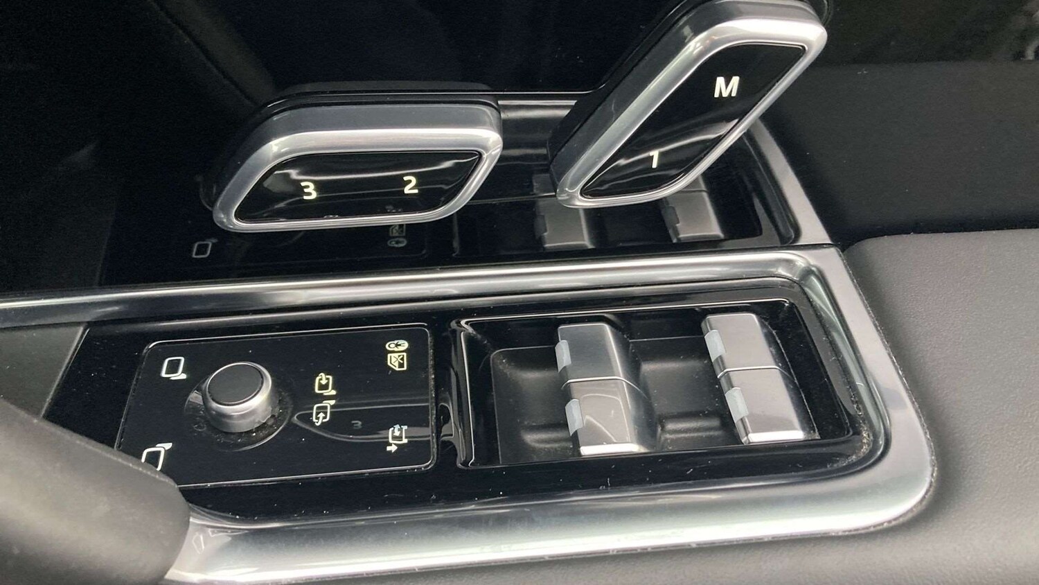 Used Land Rover Range Rover 2024 for sale - 76943466: Photo 32