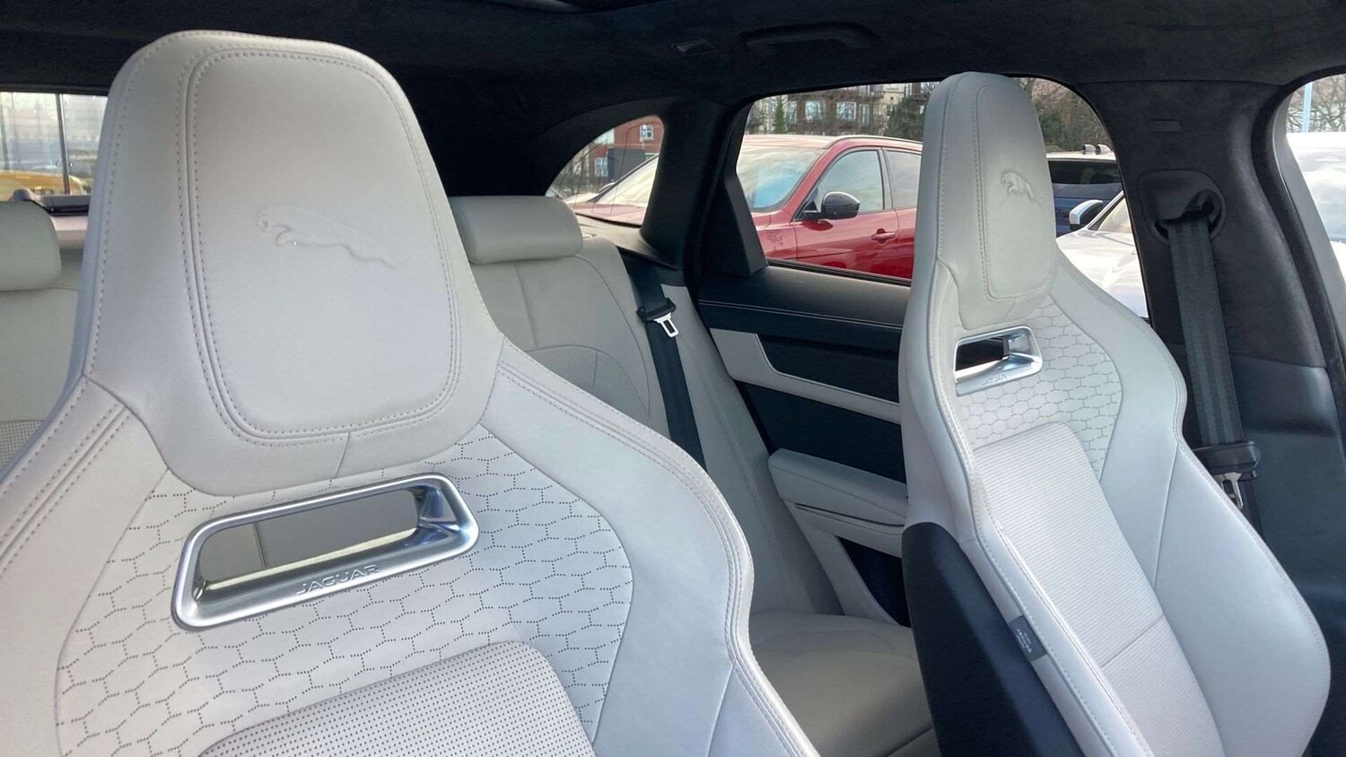 Used Jaguar F-Pace 2023 for sale - 77740832: Photo 22