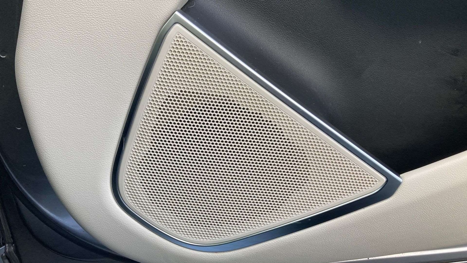 Used Jaguar F-Pace 2023 for sale - 77740832: Photo 29