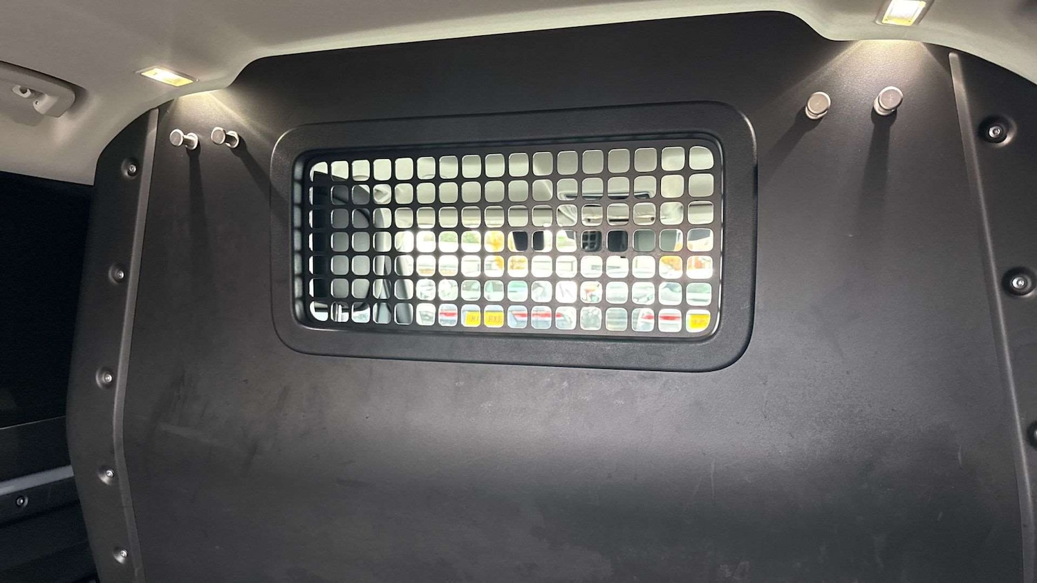 Used Land Rover Defender 110 2024 for sale - 76460096: Photo 18