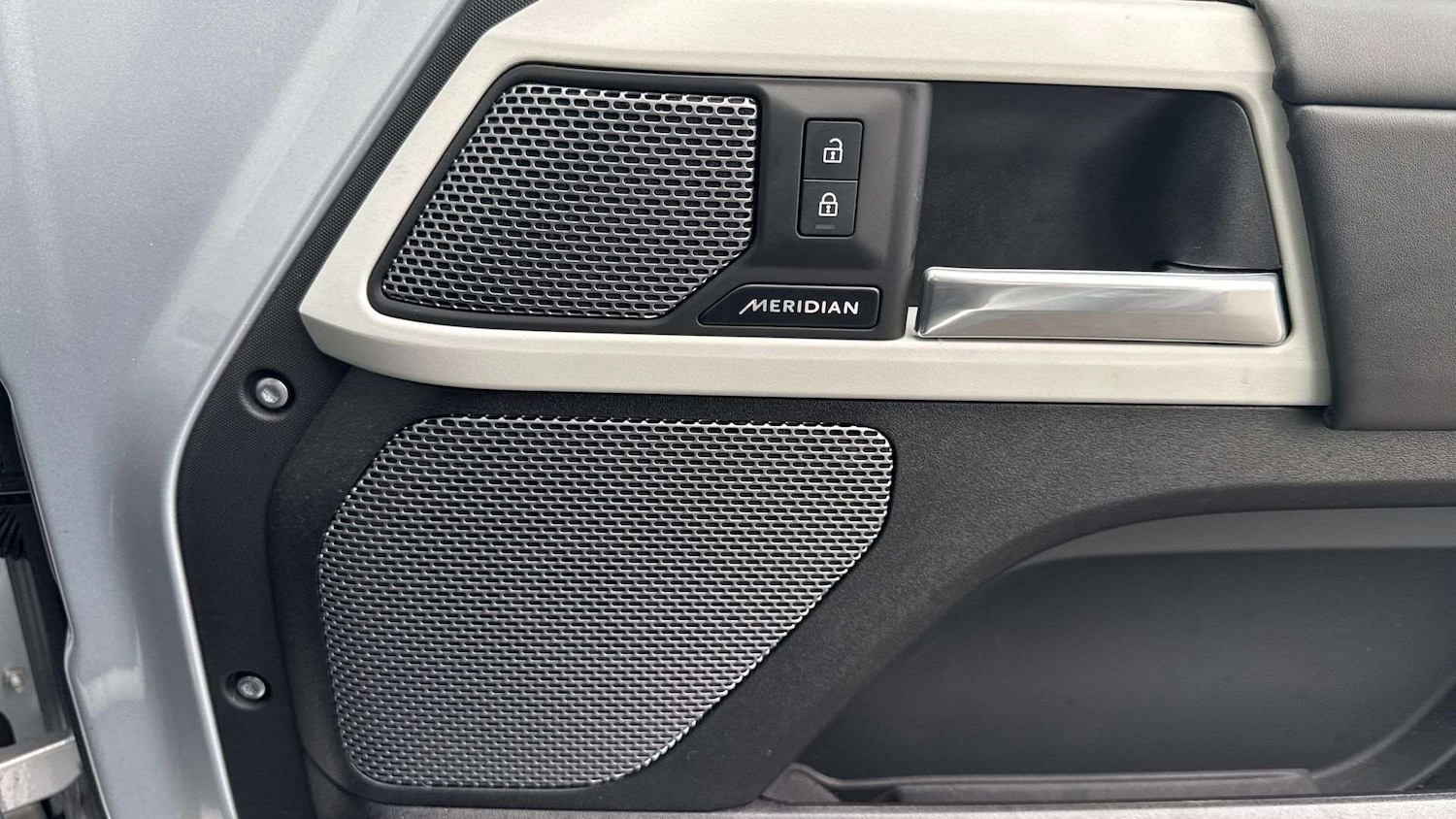 Used Land Rover Defender 110 2024 for sale - 76460096: Photo 24