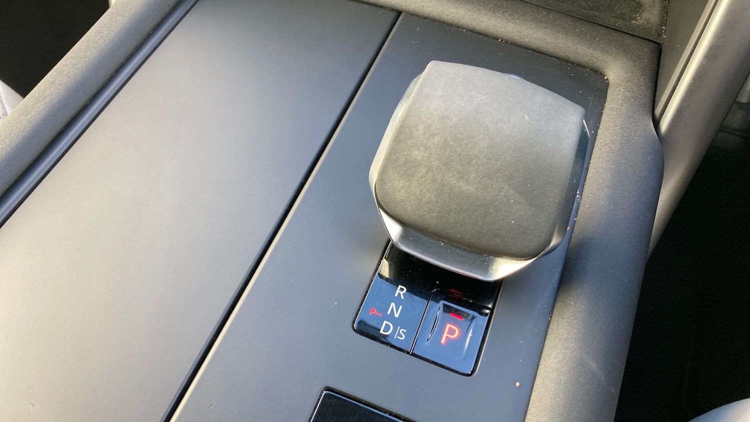 Used Land Rover Discovery 2023 for sale - 77842466: Photo 13