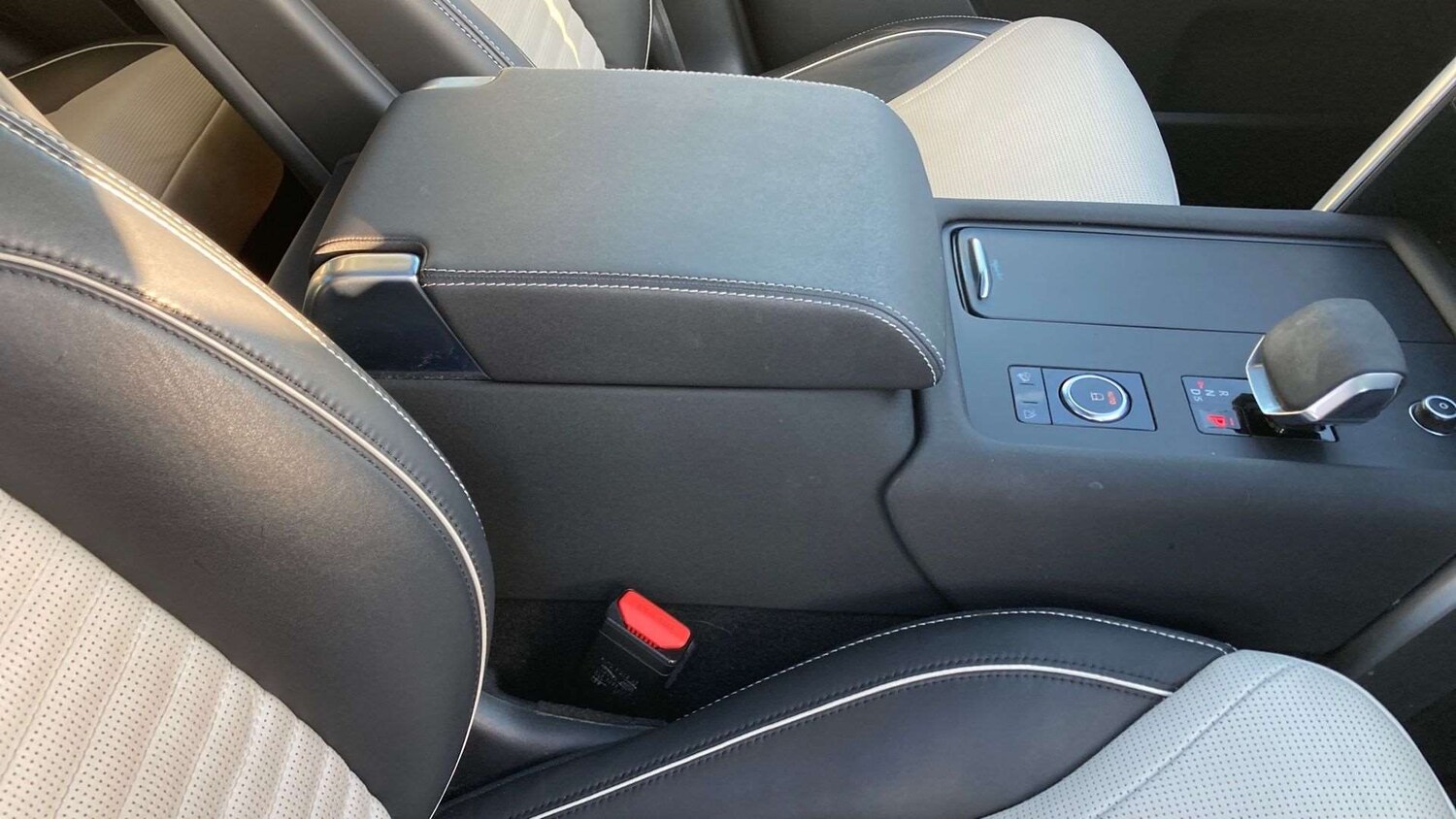 Used Land Rover Discovery 2023 for sale - 77842466: Photo 23