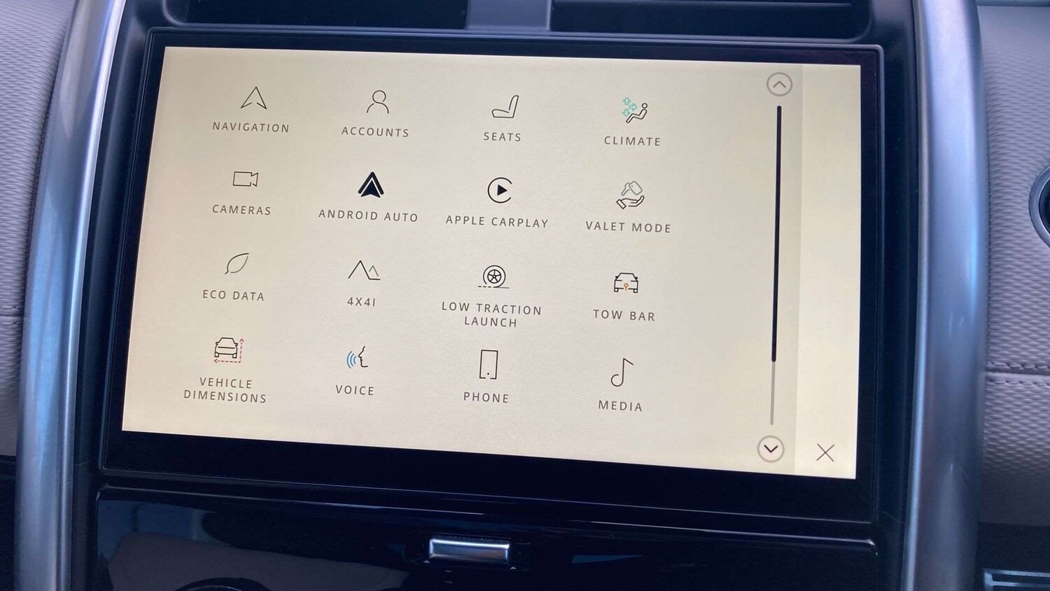 Used Land Rover Discovery 2023 for sale - 77842466: Photo 31