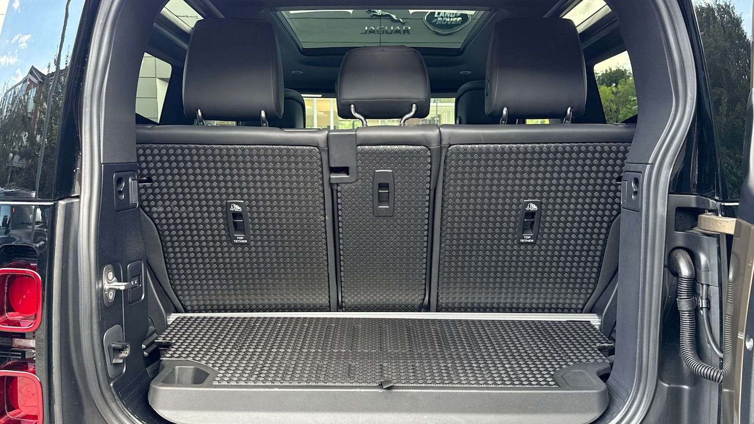 Used Land Rover Defender 2022 for sale - 76459927: Photo 10