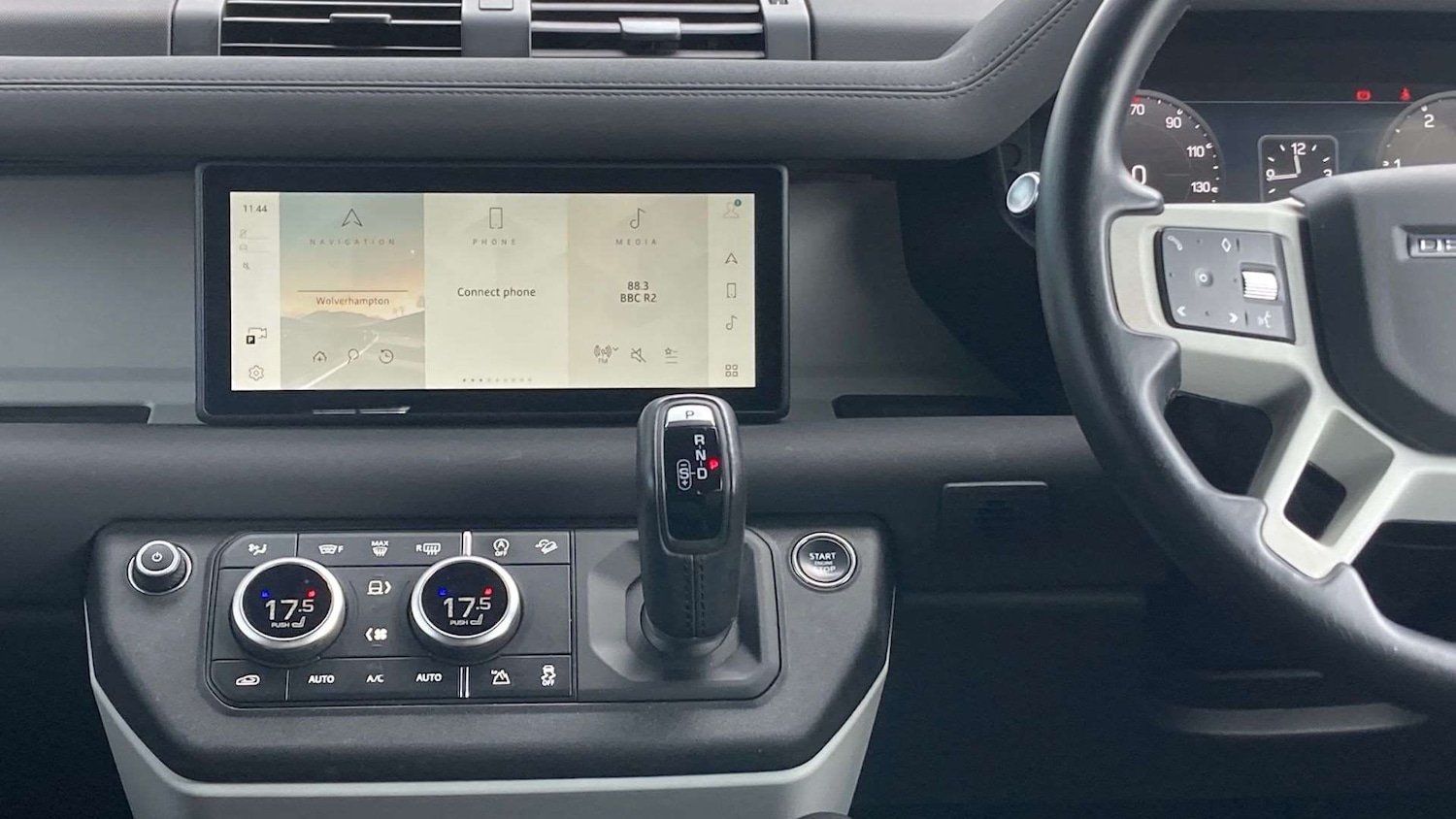 Used Land Rover Defender 2022 for sale - 76459927: Photo 14