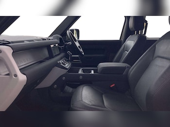 Used Land Rover Defender 2022 for sale - 76459927: Photo