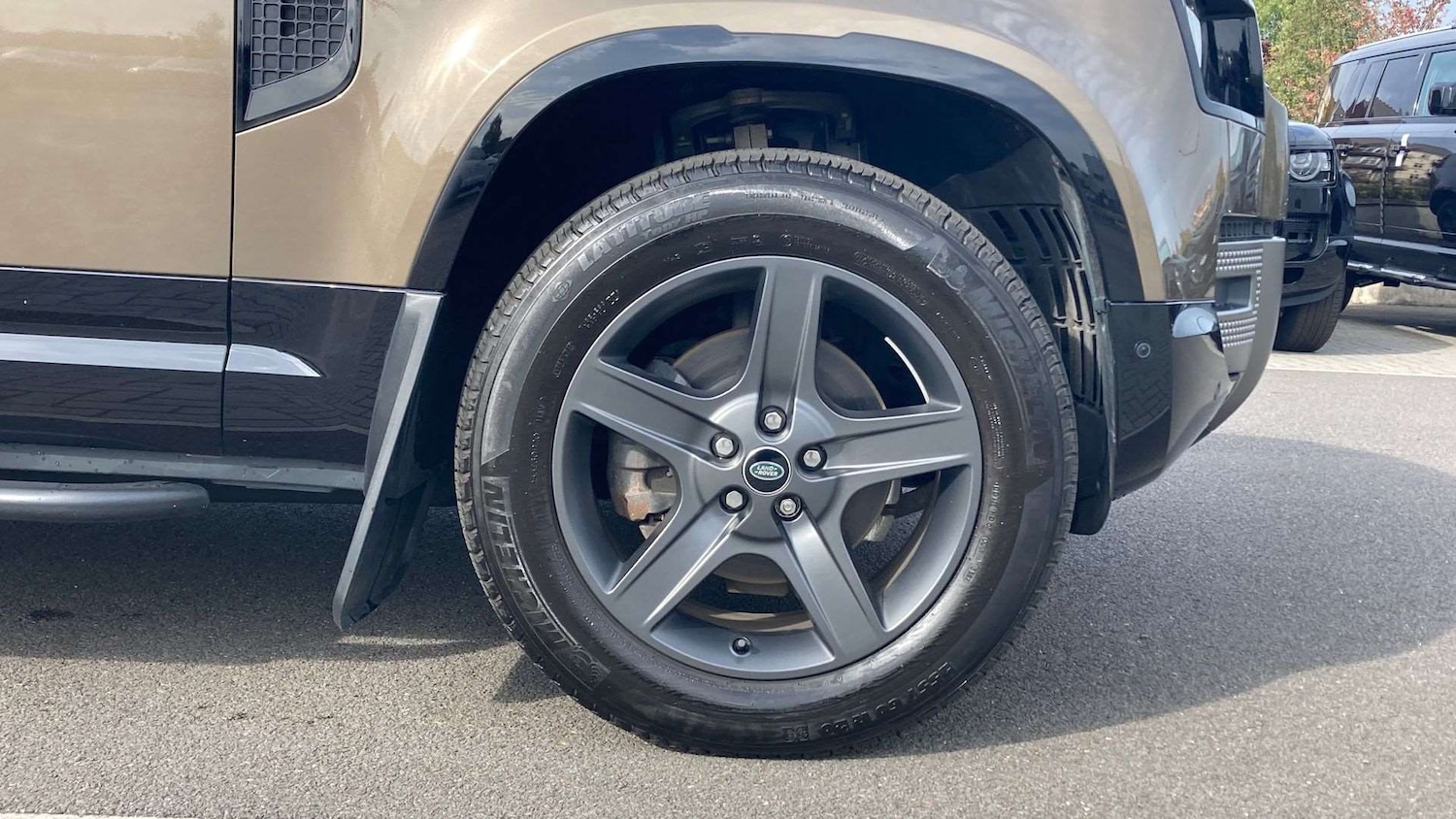 Used Land Rover Defender 2022 for sale - 76459927: Photo 8