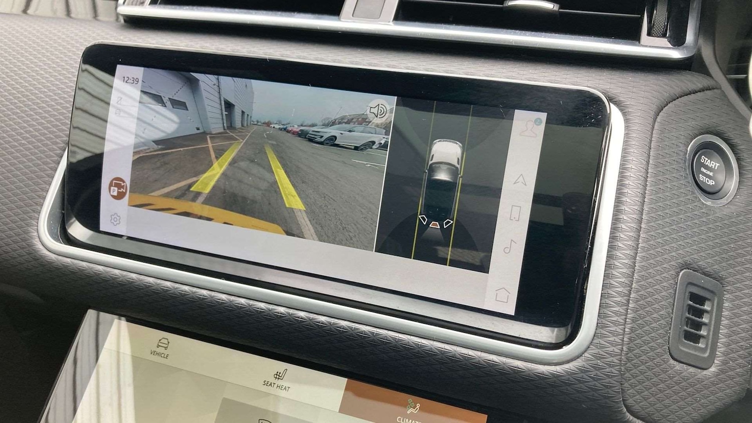 Used Land Rover Range Rover Velar 2023 for sale - 77811092: Photo 12