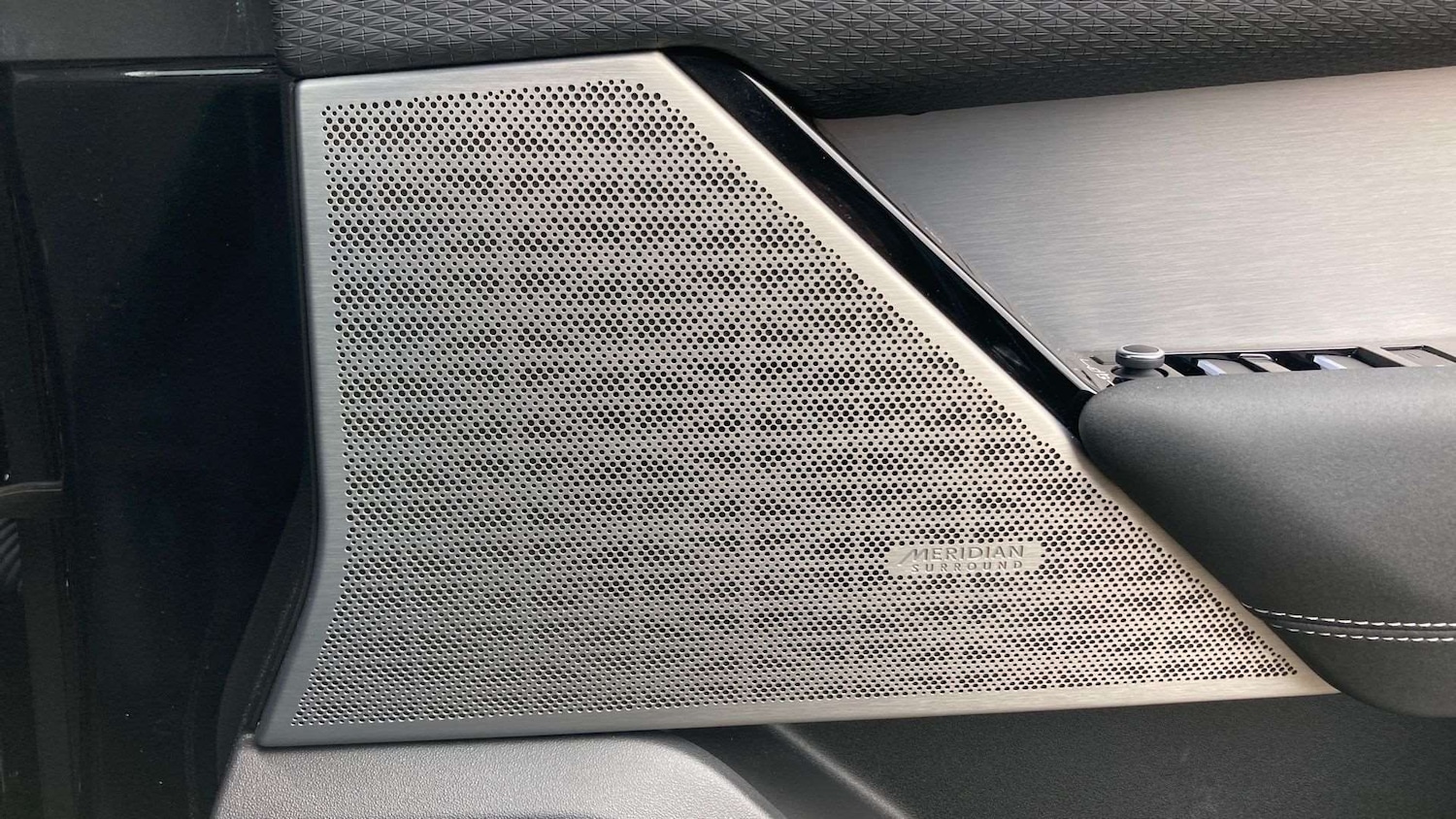 Used Land Rover Range Rover Velar 2023 for sale - 77811092: Photo 24