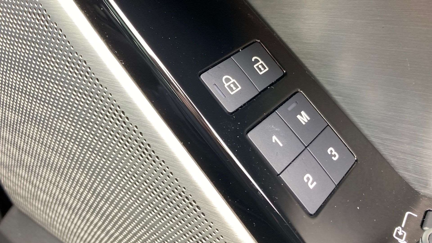 Used Land Rover Range Rover Velar 2023 for sale - 77811092: Photo 25