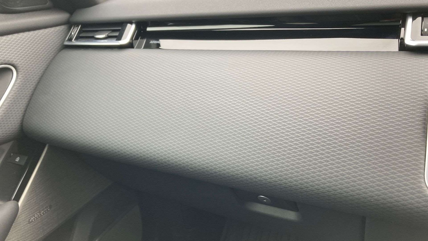 Used Land Rover Range Rover Velar 2023 for sale - 77811092: Photo 26