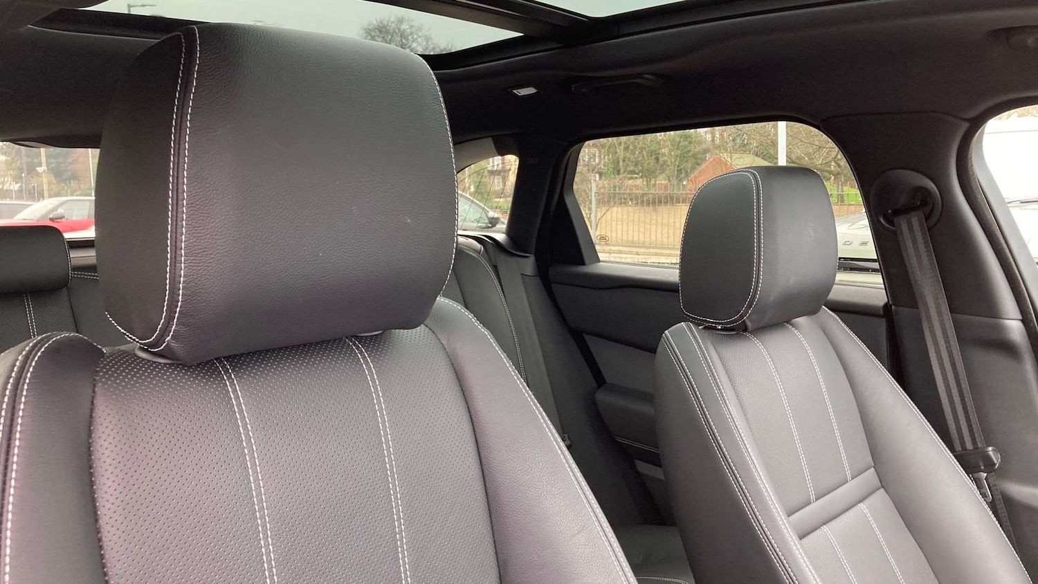 Used Land Rover Range Rover Velar 2023 for sale - 77811092: Photo 27