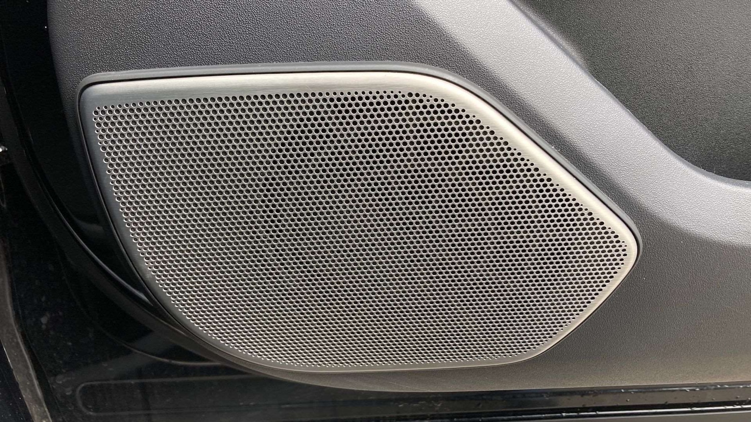 Used Land Rover Range Rover Velar 2023 for sale - 77811092: Photo 29