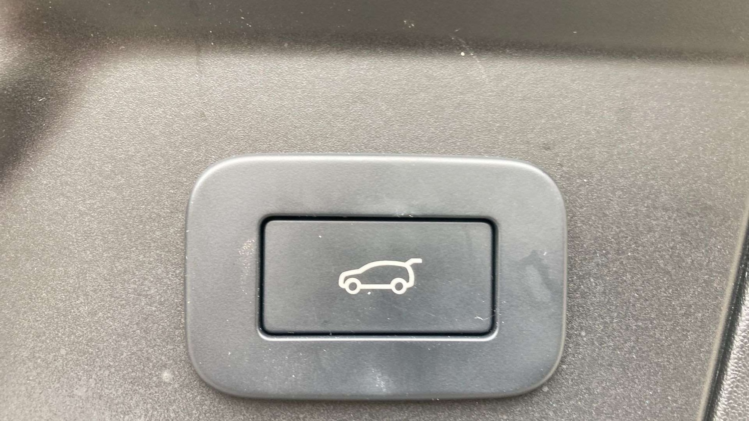 Used Land Rover Range Rover Velar 2023 for sale - 77811092: Photo 31