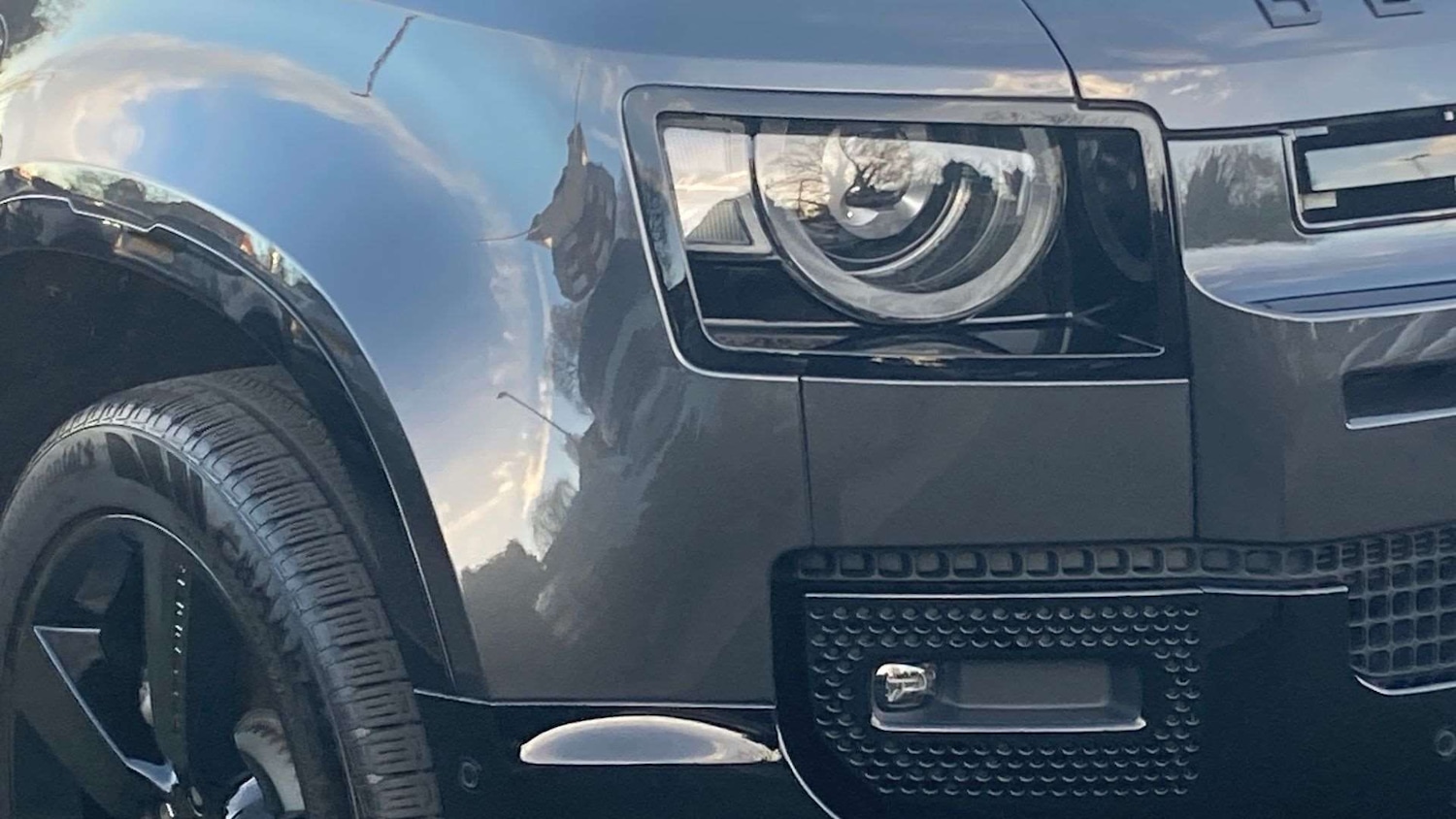 Used Land Rover Defender 2025 for sale - 76636776: Photo 17