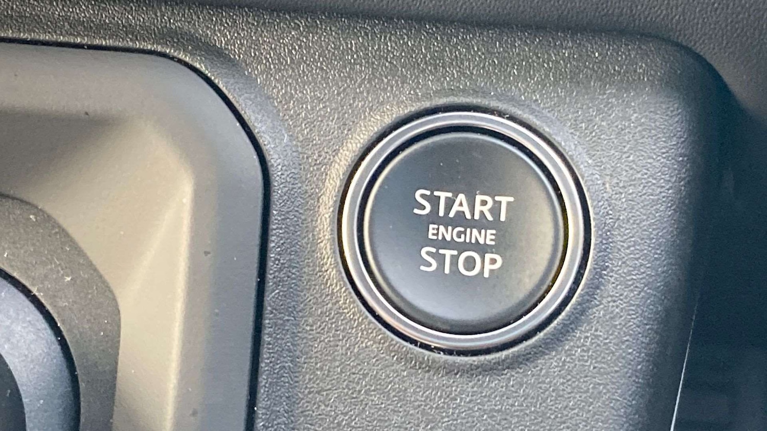 Used Land Rover Defender 2025 for sale - 76636776: Photo 27