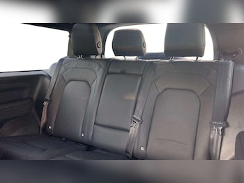 Used Land Rover Defender 2025 for sale - 76636776: Photo