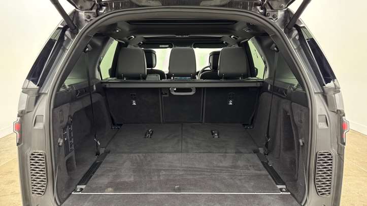 Used Land Rover Discovery 2024 for sale - 78060244: Photo 10