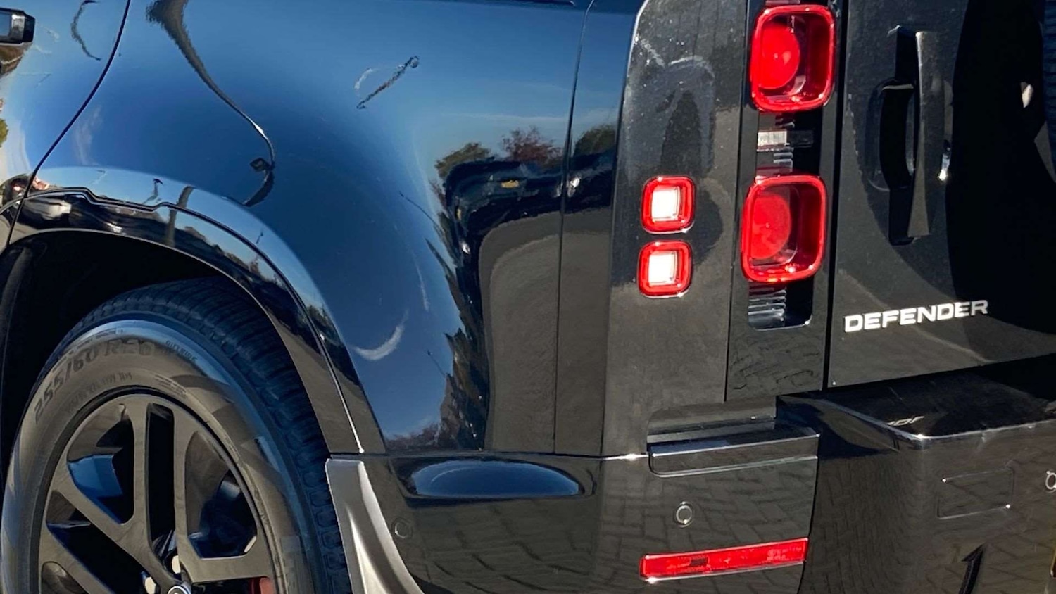 Used Land Rover Defender 2022 for sale - 76460667: Photo 19