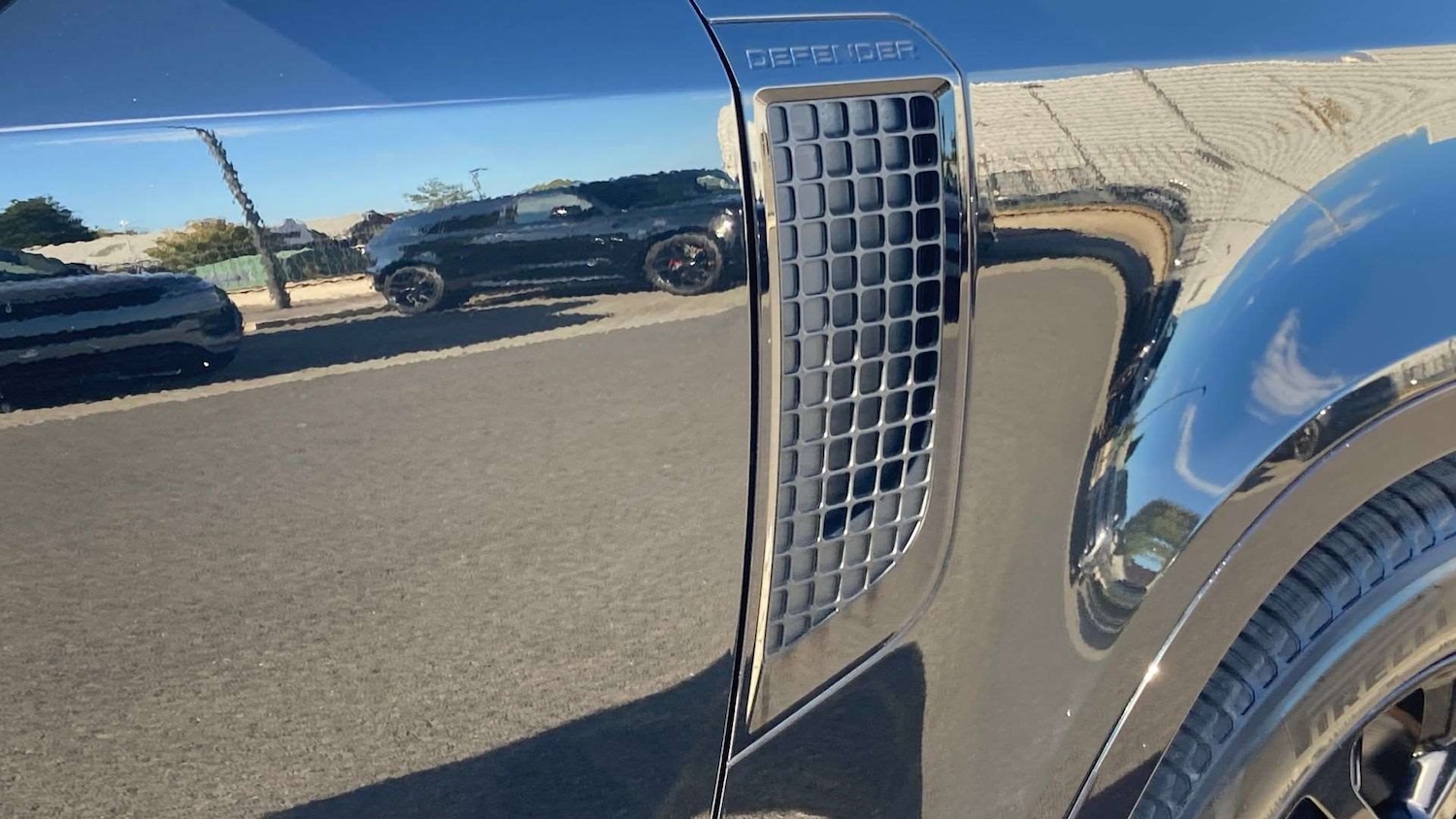 Used Land Rover Defender 2022 for sale - 76460667: Photo 20