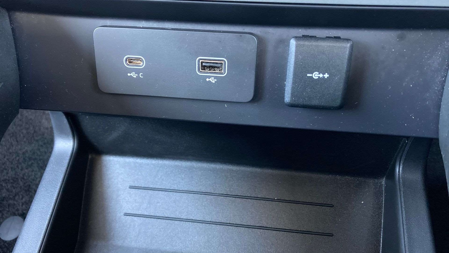 Used Land Rover Defender 2022 for sale - 76460667: Photo 31