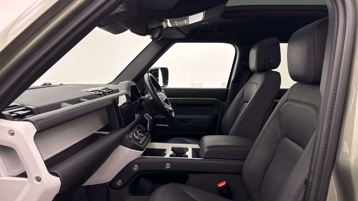 Used Land Rover Defender 2024 for sale - 77472535: Photo 3