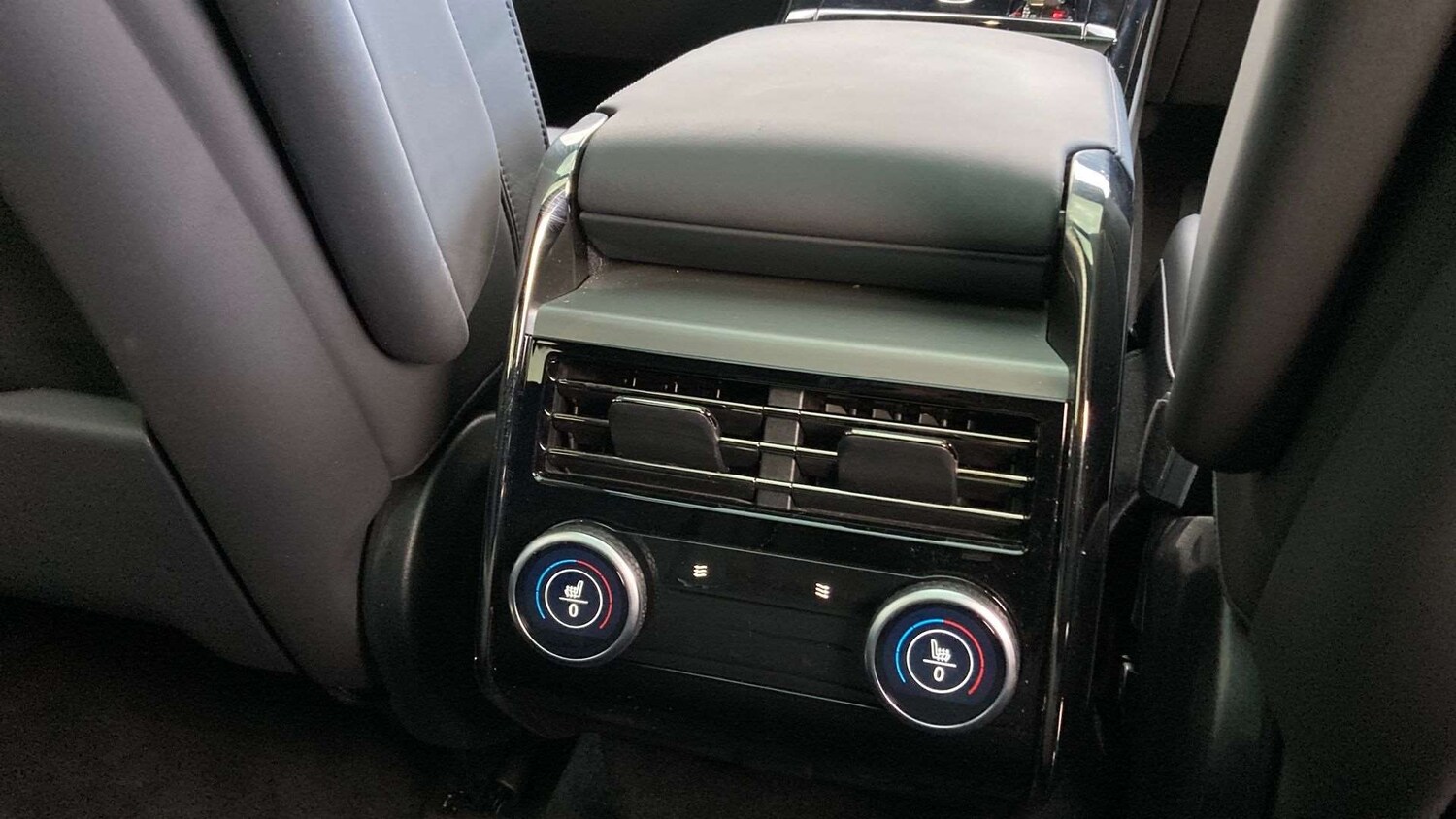 Used Land Rover Range Rover Sport 2024 for sale - 77361425: Photo 18