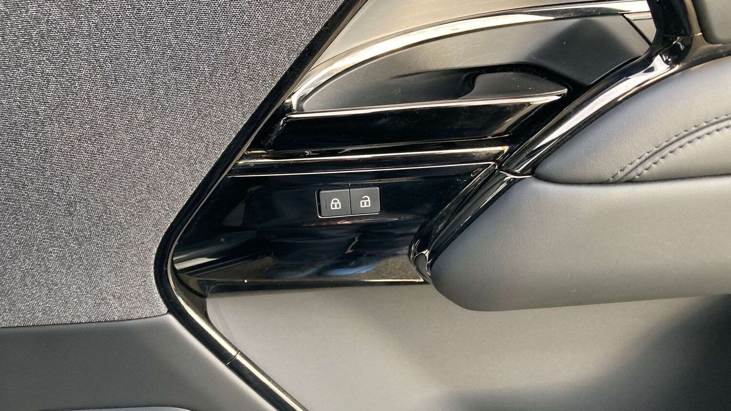 Used Land Rover Range Rover Sport 2024 for sale - 77361425: Photo 25