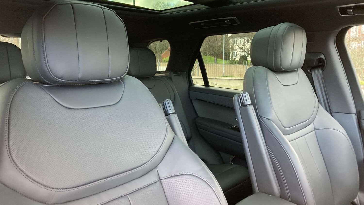 Used Land Rover Range Rover Sport 2024 for sale - 77361425: Photo 27