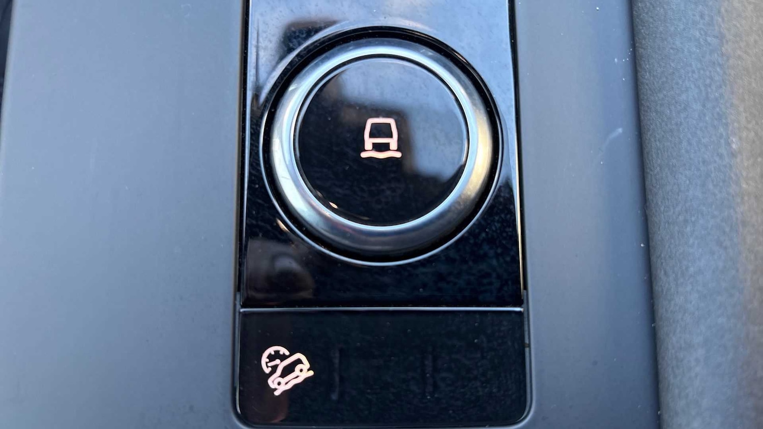 Used Land Rover Discovery 2024 for sale - 76460473: Photo 15