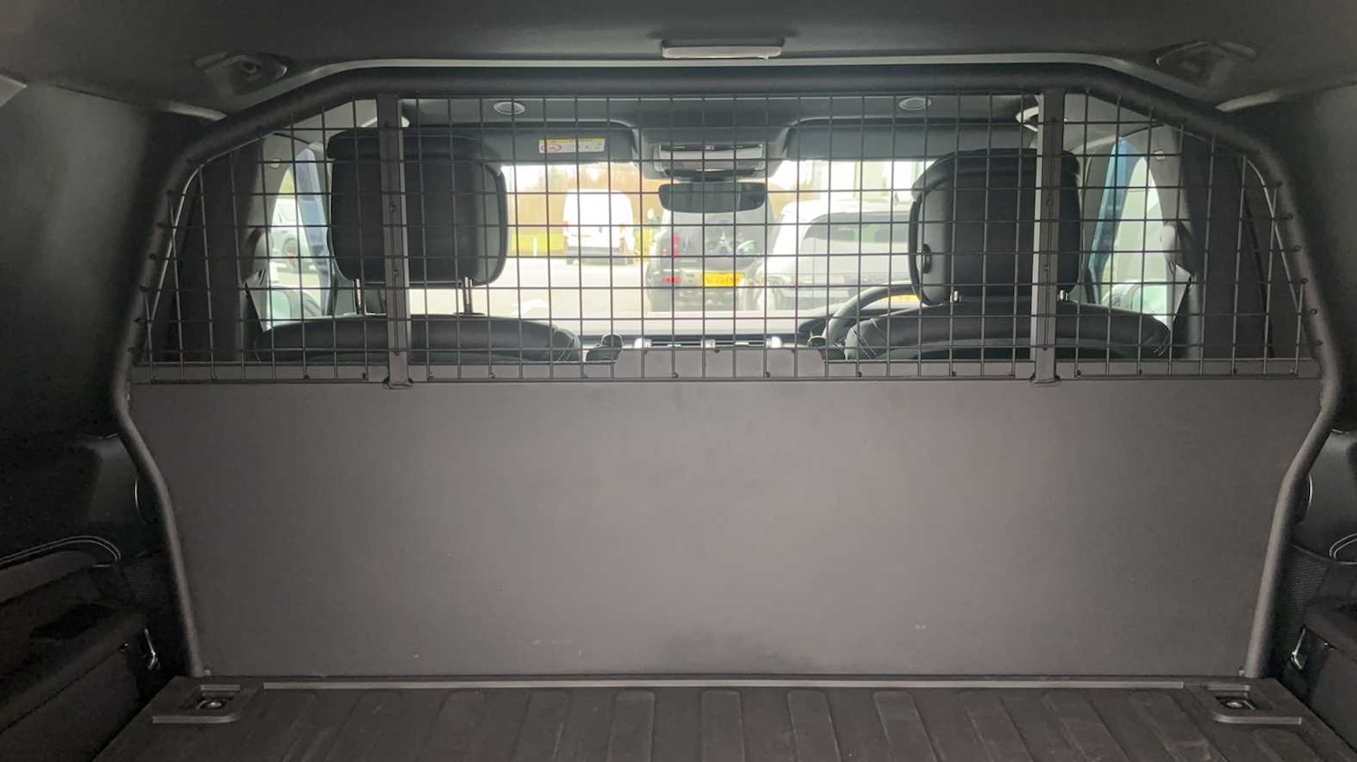 Used Land Rover Discovery 2024 for sale - 76460473: Photo 22