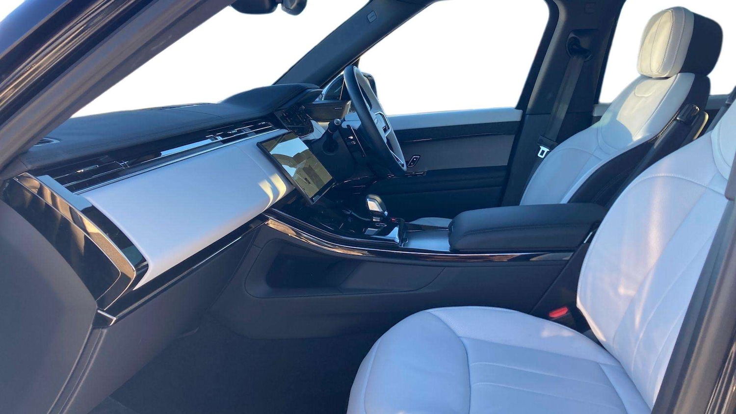 Used Land Rover Range Rover Sport 2025 for sale - 77472709: Photo 3