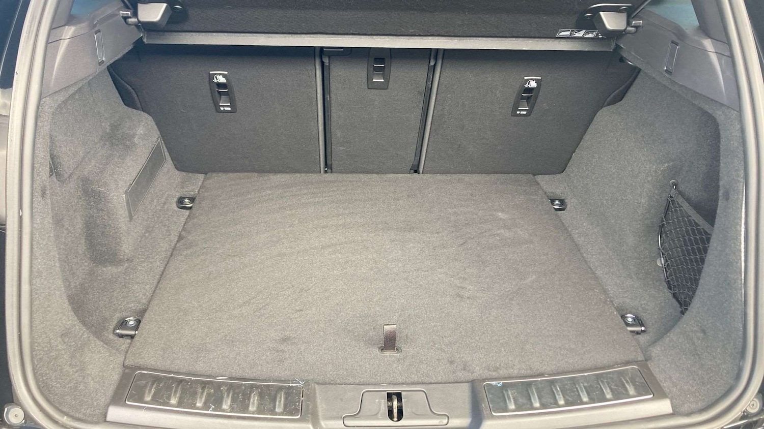 Used Land Rover Range Rover Evoque 2025 for sale - 77795638: Photo 10