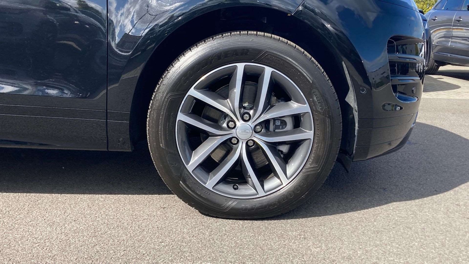 Used Land Rover Range Rover Evoque 2025 for sale - 77795638: Photo 30