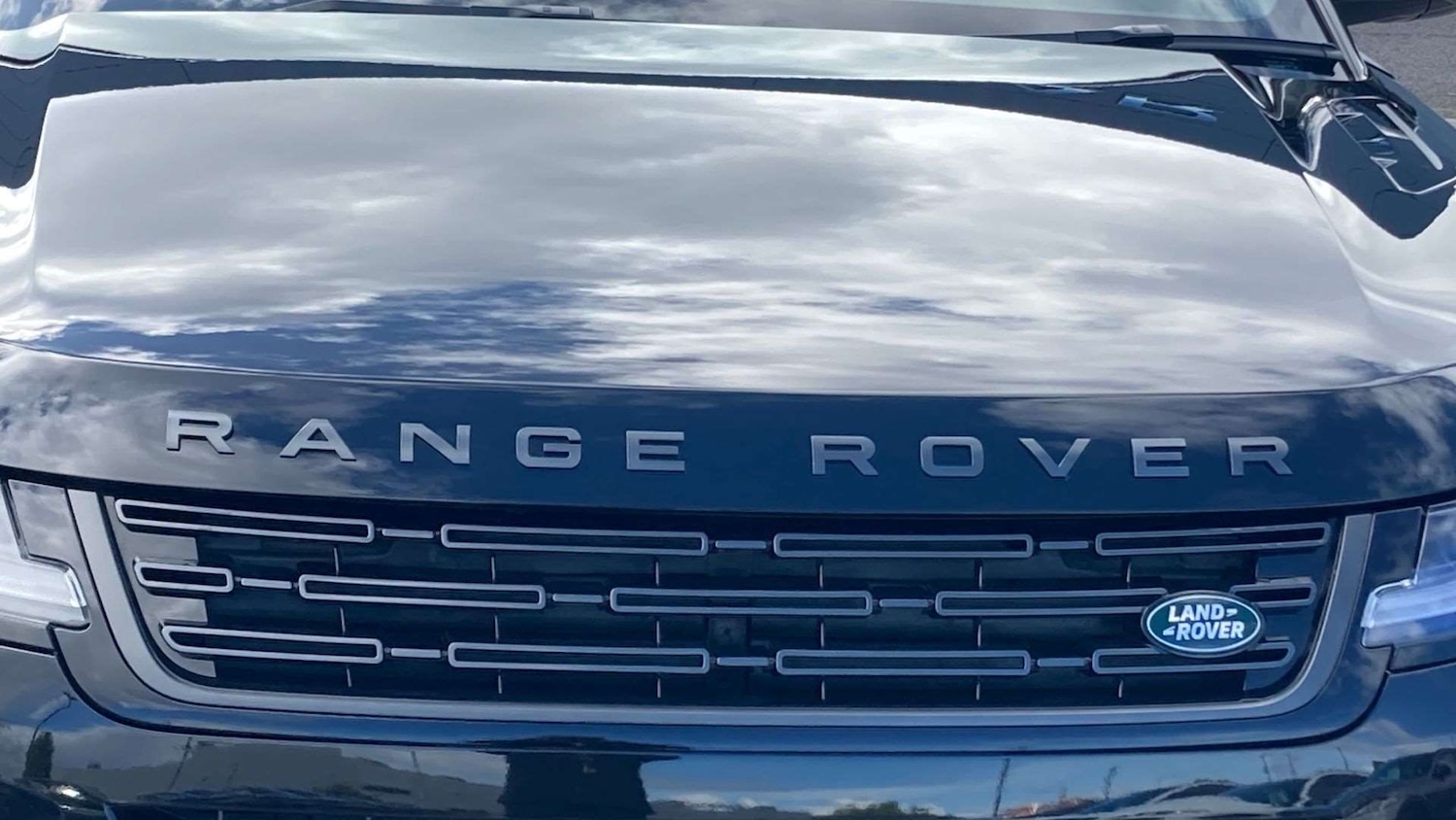 Used Land Rover Range Rover Evoque 2025 for sale - 77795638: Photo 31