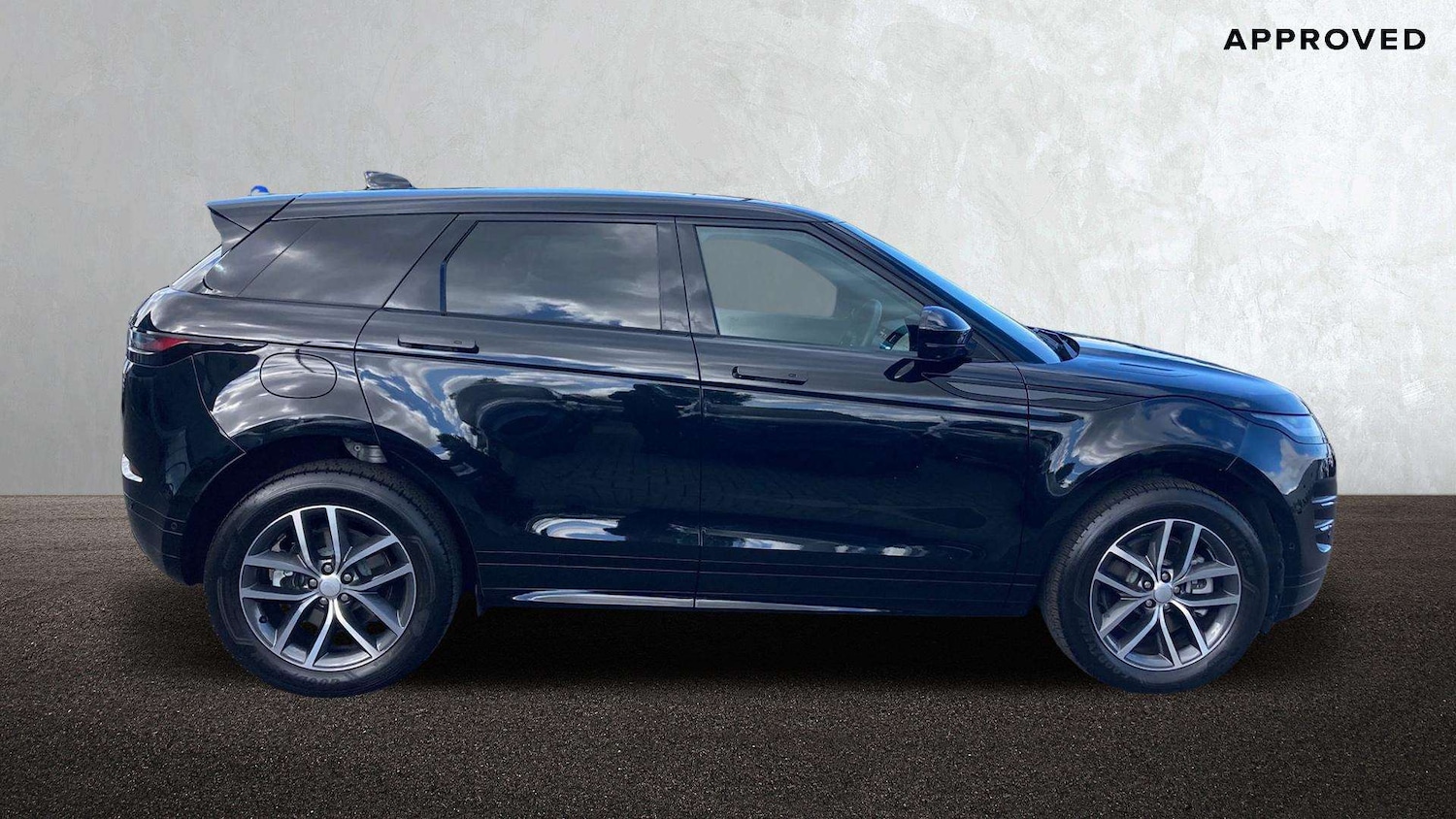 Used Land Rover Range Rover Evoque 2025 for sale - 77795638: Photo 5