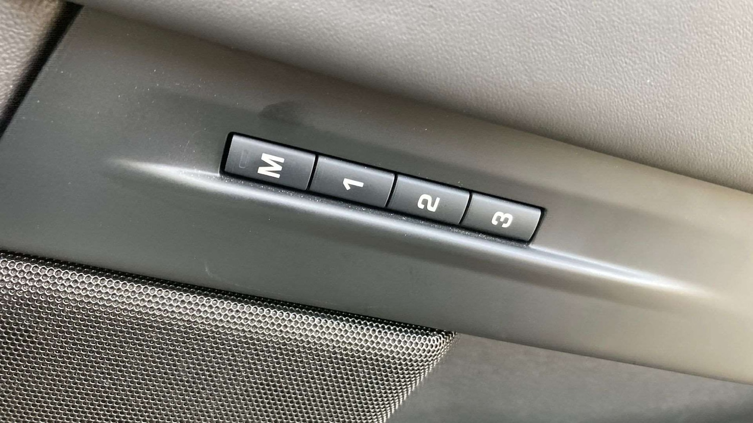 Used Land Rover Range Rover Evoque 2025 for sale - 76460636: Photo 25