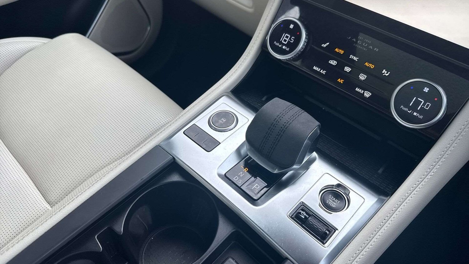 Used Jaguar F-Pace 2024 for sale - 76459955: Photo 13