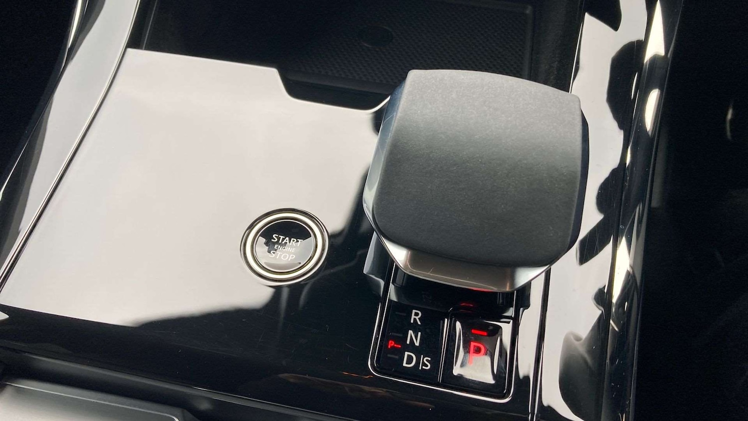 Used Land Rover Range Rover Sport 2024 for sale - 76459818: Photo 13