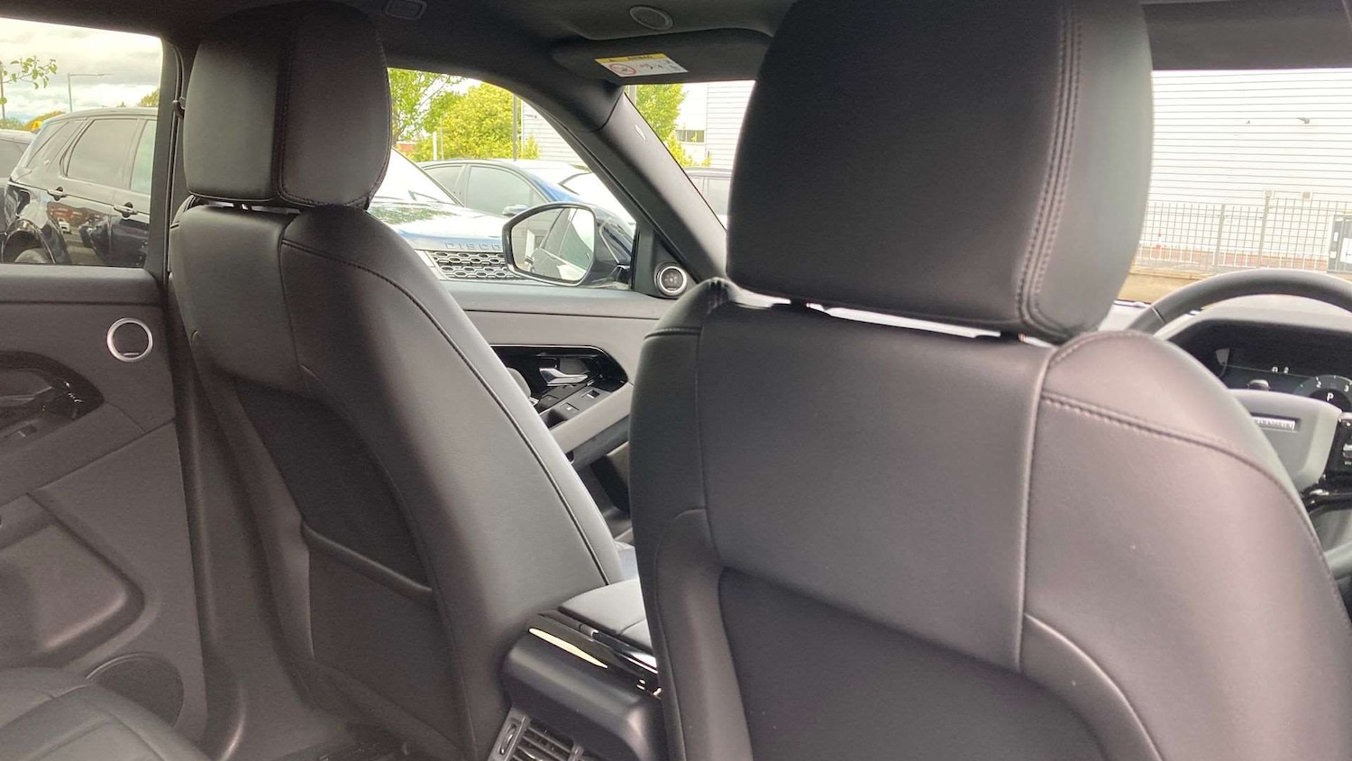 Used Land Rover Range Rover Evoque 2025 for sale - 77795534: Photo 27