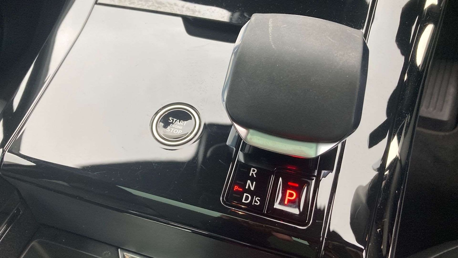 Used Land Rover Range Rover Sport 2025 for sale - 77472529: Photo 13