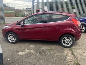 Used Ford Fiesta 2013 for sale - 75630971: Photo