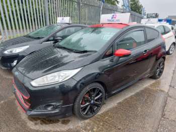 Used Ford Fiesta 2015 for sale - 74765693: Photo