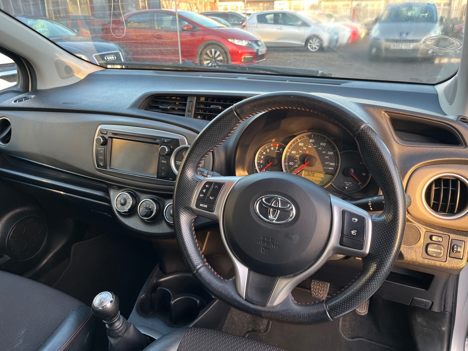 Used Toyota Yaris 2012 for sale - 76588377: Photo 18