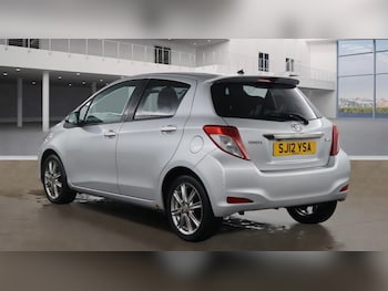 Used Toyota Yaris 2012 for sale - 76588377: Photo