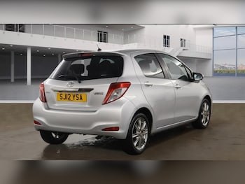 Used Toyota Yaris 2012 for sale - 76588377: Photo